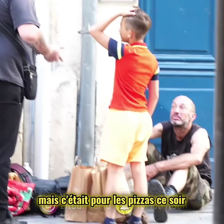 Il vole 20€ à son papa pour les donner au SDF 🥹🥰