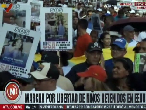 Madres de secuestrados en El Salvador marchan por la libertad de los niños y niñas retenidos en EE.UU.
