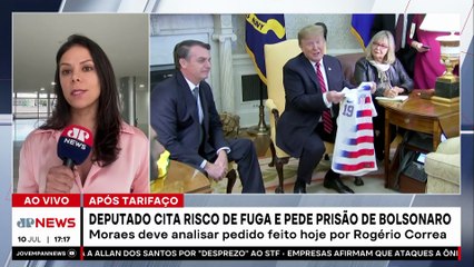 Deputado cita risco de fuga e pede prisão de Jair Bolsonaro após falas e taxação de Trump