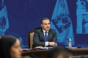 Adrián de la Garza asegura que hay reservas económicas para interconexión Monterrey- San Pedro