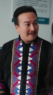 Rural Girl Pulled Down CEO’s Pants Publicly But He Fell for Her at First Sight&Married Her Instantly