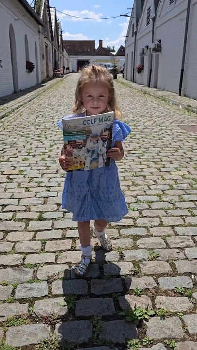 Boubou fait la promo du Colf’mag