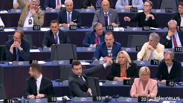 Mozione di sfiducia Von der Leyen bocciata (con 360 voti contro 175)