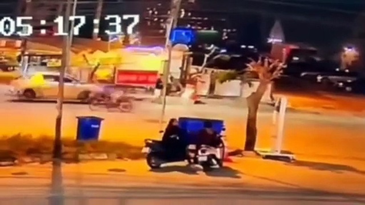 คนร้ายชุดดำ ฉุด หนุ่มจีน ขึ้นรถกลางพัทยา ปล้นทรัพย์สูญกว่า 2.3 แส