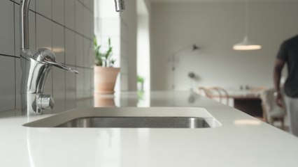 FEMME ACTUELLE : "Augmentation de 300%", trois redevances en plus.... : les habitants de cette commune de l'Aveyron furieux en découvrant leur facture d'eau