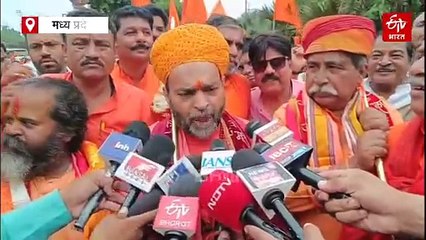 बोल बम से गूंजी महाकाल की नगरी, मोहन यादव ने पूजन कर उठाई कांवड़ और चल पड़े