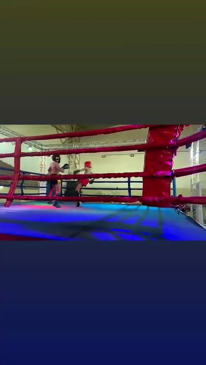 Combat kick boxing