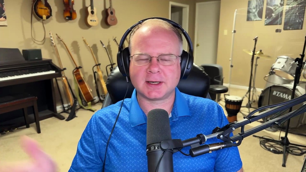 The Cult of Emotion: Charismatic Christianity Under the Microscope | Christian Thomaßen | Ep. 374