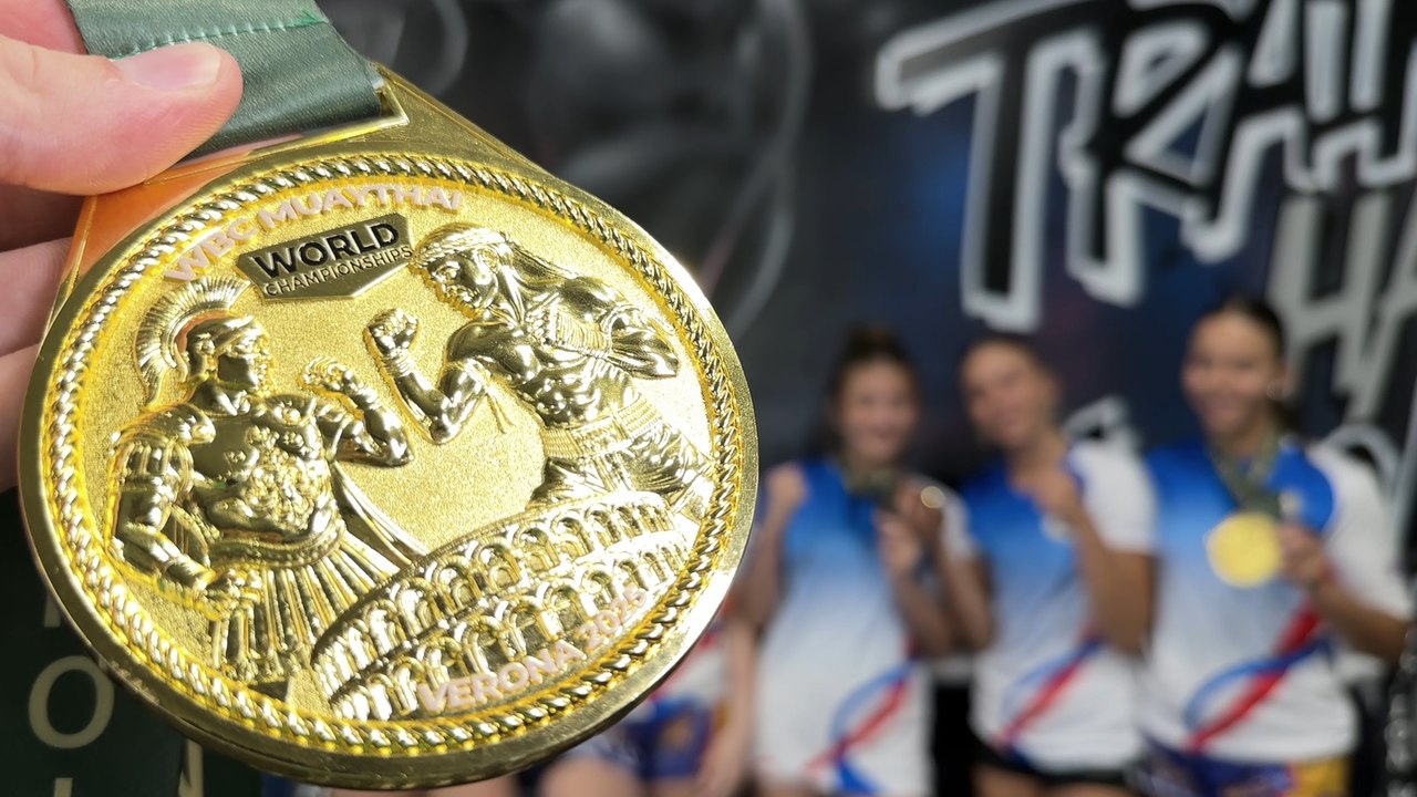 MuayThai World Festival grants gold medal haul for superstar girls from West Midlands gym