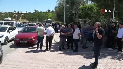Kazaya karışan Tesla ikiye bölünüm, alev topuna döndü: 2 kişi öldü