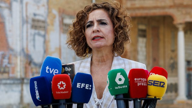 Montero niega que el Gobierno esté promoviendo privilegios para Cataluña: Es falso