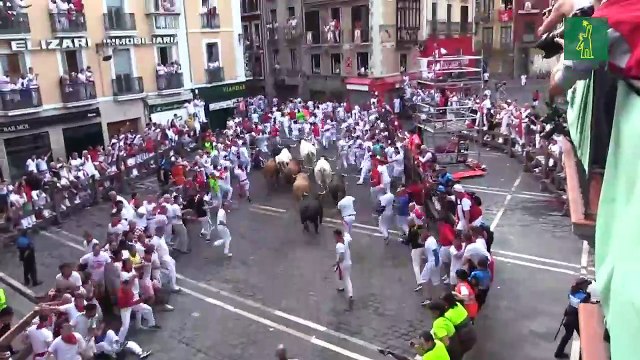 Veloz y limpio quinto encierro de los Sanfermines con los toros de Jandilla