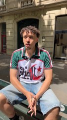 Il rend hommage aux légendes du raï !