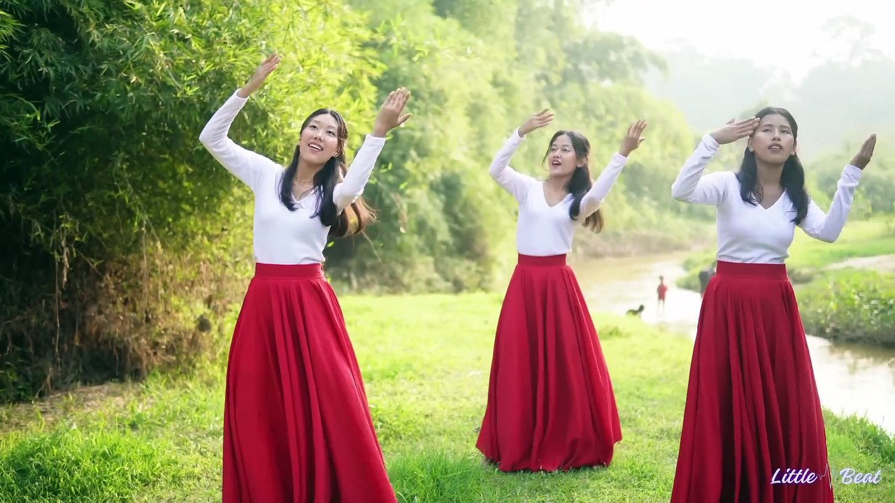 Beautiful Worship Dance - Hindi Gospel Song - Mere Masiha