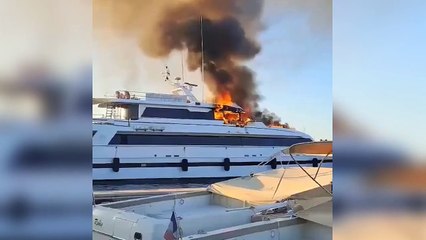 Saint-Tropez, yacht da sogno in fiamme nel porto dei super ricchi