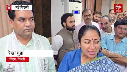 सीएम रेखा गुप्ता ने INA मार्केट अग्निकांड के पीड़ित दुकानदारों को वितरित किए 5-5 लाख के चेक