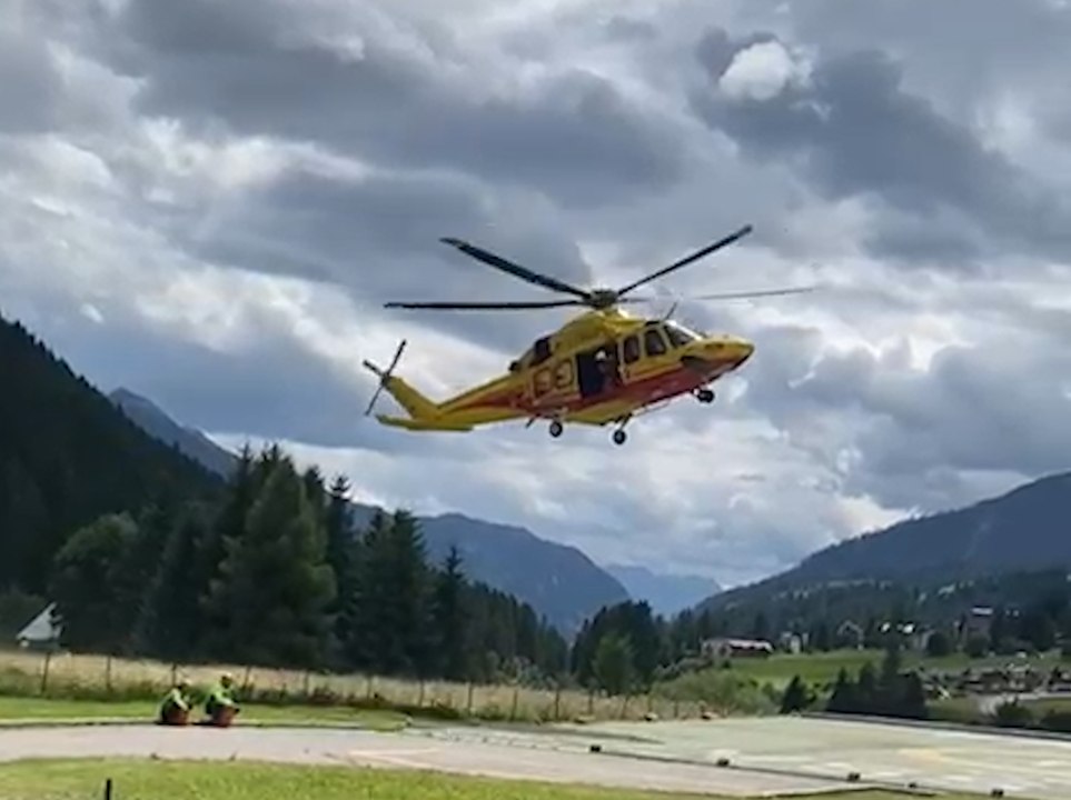 Val di Fassa, precipita dal sentiero per un centinaio di metri e muore