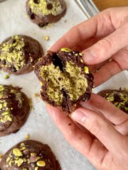 L’un des cookies les plus fous que j’ai fait : Mes Cookies Chocolat Pistache façon Dubai Chocolate ✨