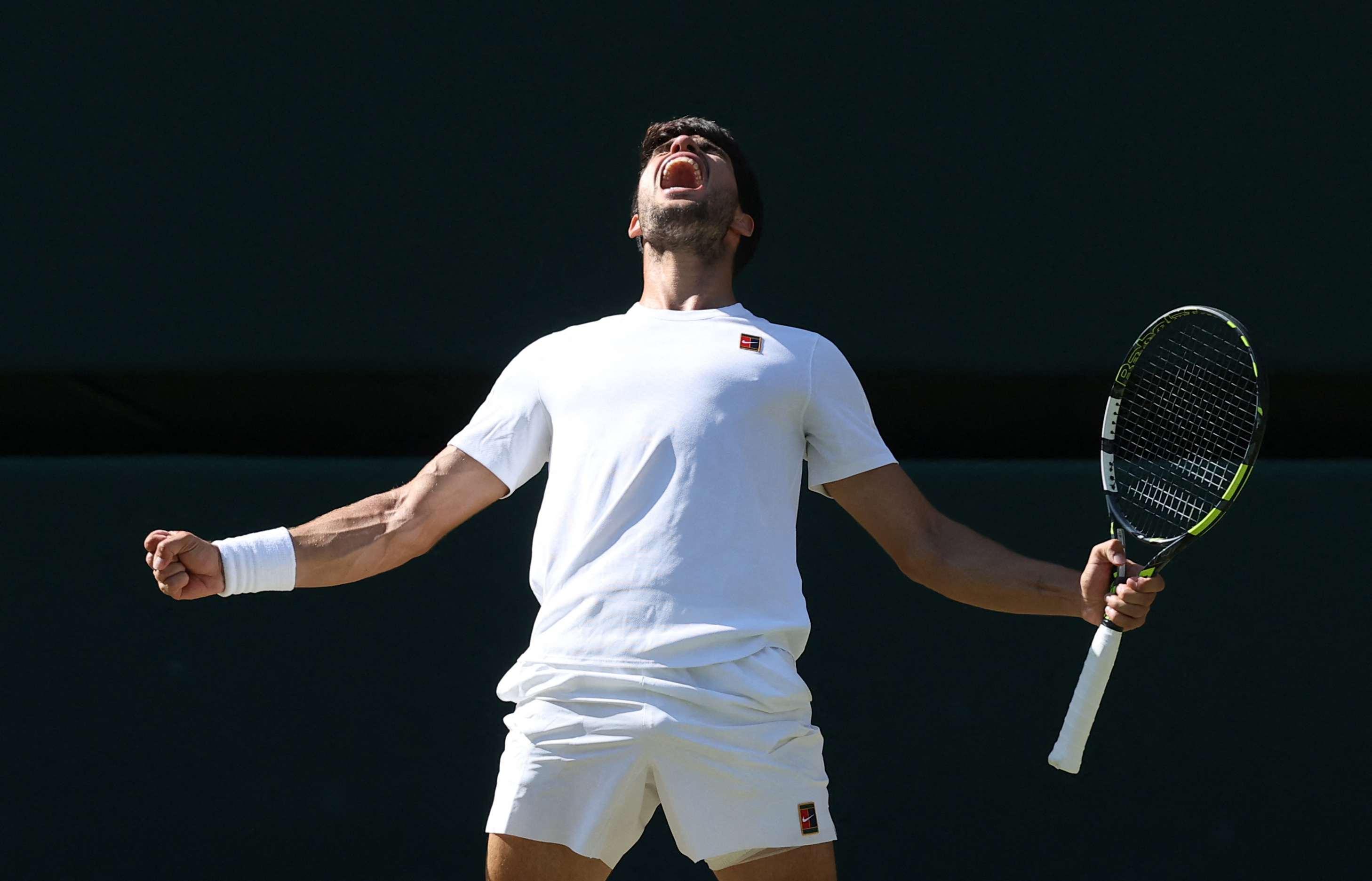 Wimbledon : Carlos Alcaraz a sorti le grand jeu face à Taylor Fritz !