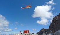 Pale di San Martino, il bivacco Renato Reali si sposta (in volo) di 65 metri