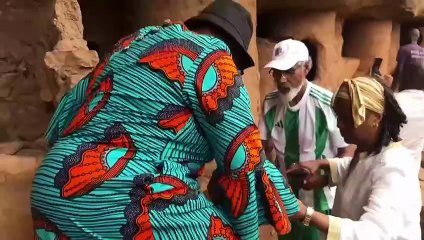 Descendants of enslaved Africans find connection in Ghana