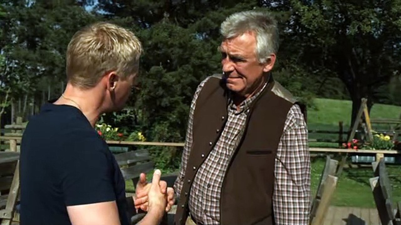 Die Bergwacht S02E01-Falsches Spiel