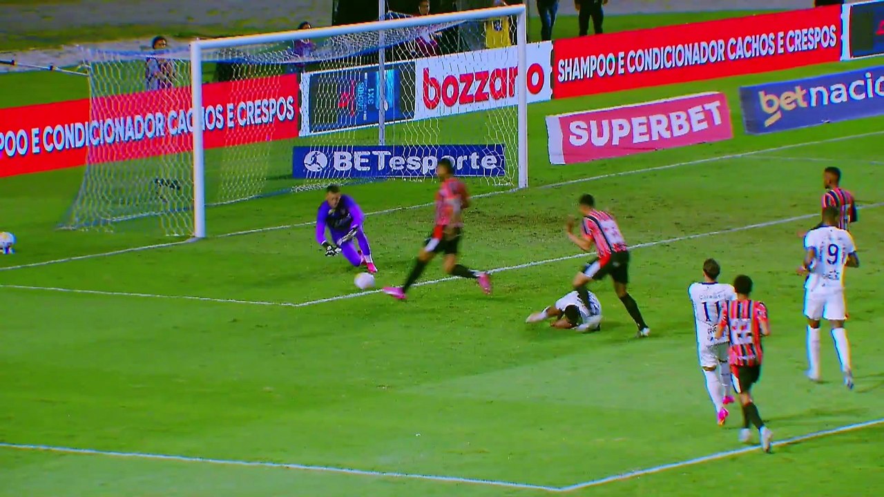 Resumo do Futebol: CSA e Bahia Avançam para Semifinais, VAR em Ação e Gol de Fora da Área marca Vitória no Nordeste