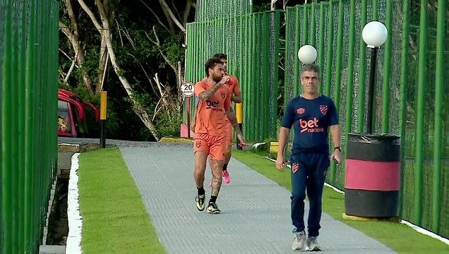 Reformulação em massa: sete atletas deixam clube e novos jogadores chegam para fortalecer o esporte - Detalhes da janela de transferências