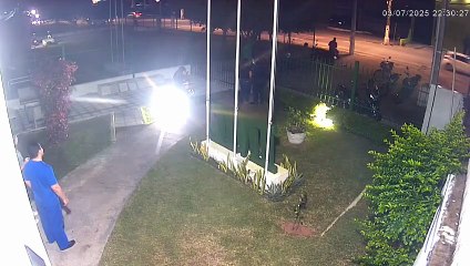 Briga no IML de Arapiraca: Rivais se encontram e trocam socos novamente