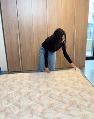 How to change your sheets with zero help🙂