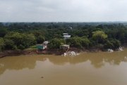 Este río ya destruyó varias casas en Tabasco, ¿está cambiando de ruta? | VIDEO