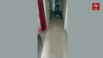 थाने में फन फैलाए बैठी थी नागिन, लंबे सांप को देख पुलिस की सिट्टी-पट्टी गुम