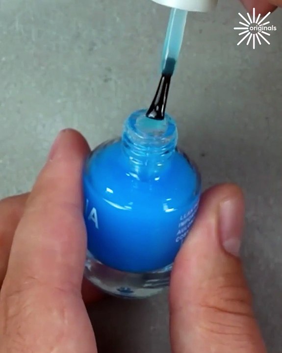 Nail art hacks to keep your nails shining! ✨