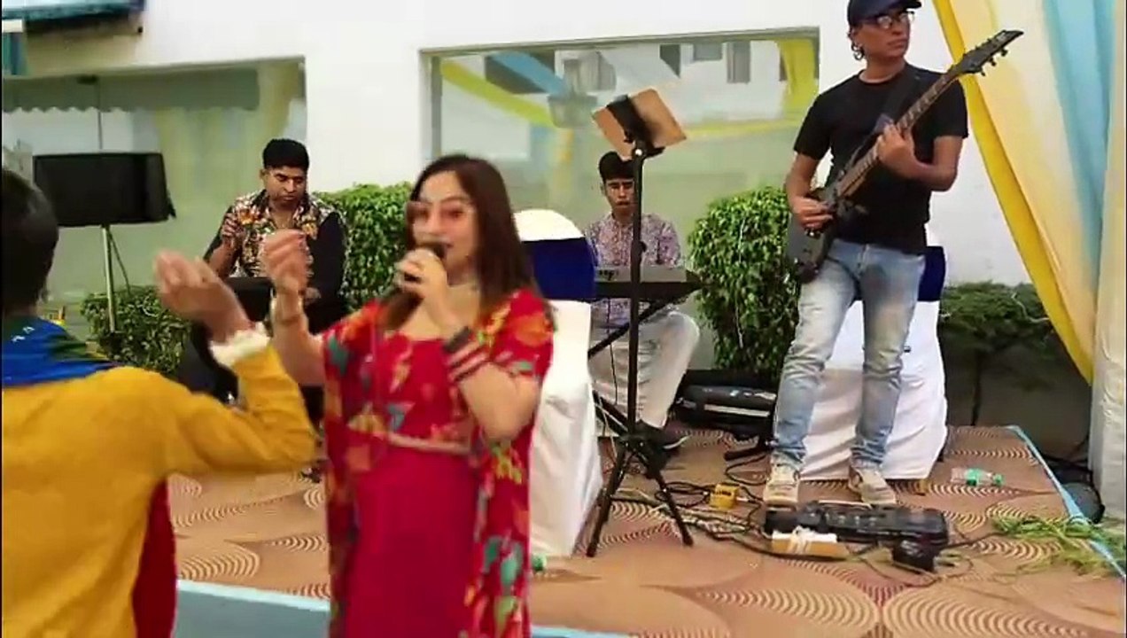 Best Singers For Haldi Ceremony | Indian Female Famous Singers For Haldi Ceremony | Famous Singers For Haldi Ceremony In Hindi | Famous Singers For Haldi Ceremony In Hindi