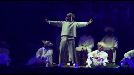 Bad Bunny inaugura serie di concerti nella sua Porto Rico