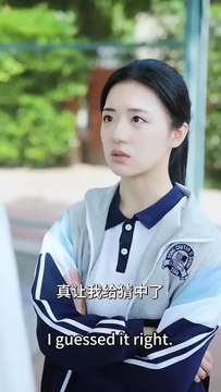 The end of the story. Xie Xiaoyu, who has always been eccentric, dared to tease the cold school hunk Lu Fang in public on the first day of school. Everyone was waiting to see her being humiliated by the cold face. In the end, this high-class flower not on