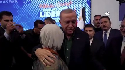 Erdoğan’ın konuşması sonrası Emine Erdoğan gözyaşlarını tutamadı