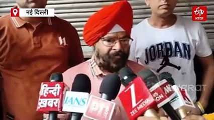 दिल्ली: सदर बाजार मेन मार्केट की एक बिल्डिंग में लगी भीषण आग, फायर ब्रिगेड की 15 गाड़ियों ने पाया काबू