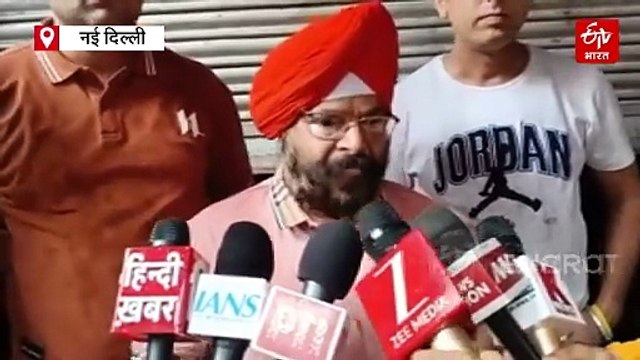 दिल्ली: सदर बाजार मेन मार्केट की एक बिल्डिंग में लगी भीषण आग, फायर ब्रिगेड की 15 गाड़ियों ने पाया काबू