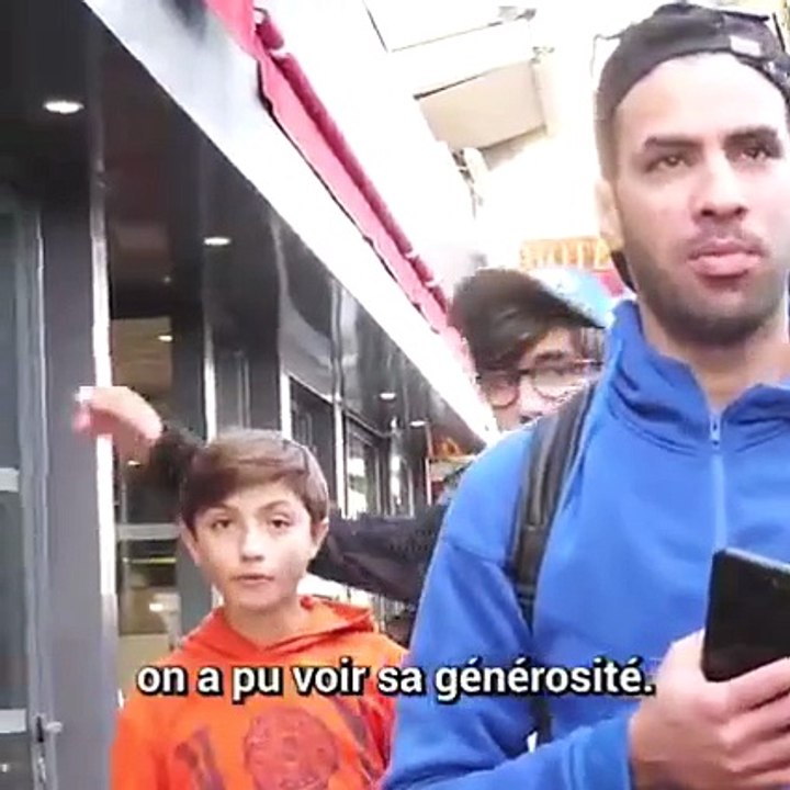 Un enfant de 11 ans fait la manche 💔