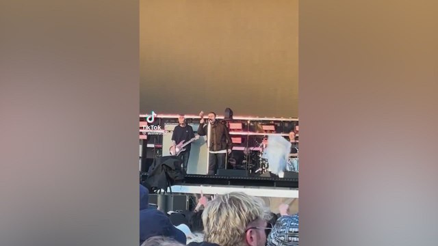 Guardiola, abucheado en el concierto de Oasis en Mánchester: “Ese hombre es Dios”