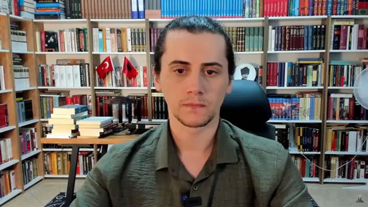 Diamond Tema Aişe'nin 6 yaşında peygamber ile e...