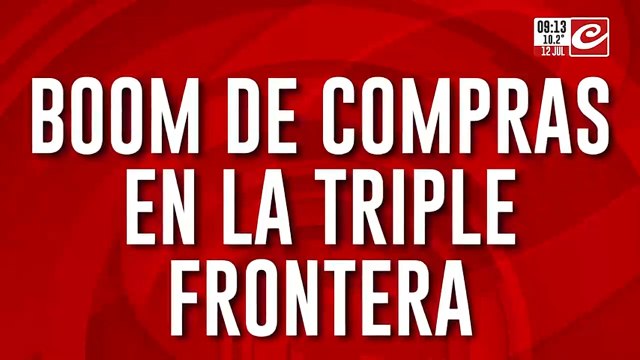 Argentinos cruzan la frontera en masa para comprar más barato