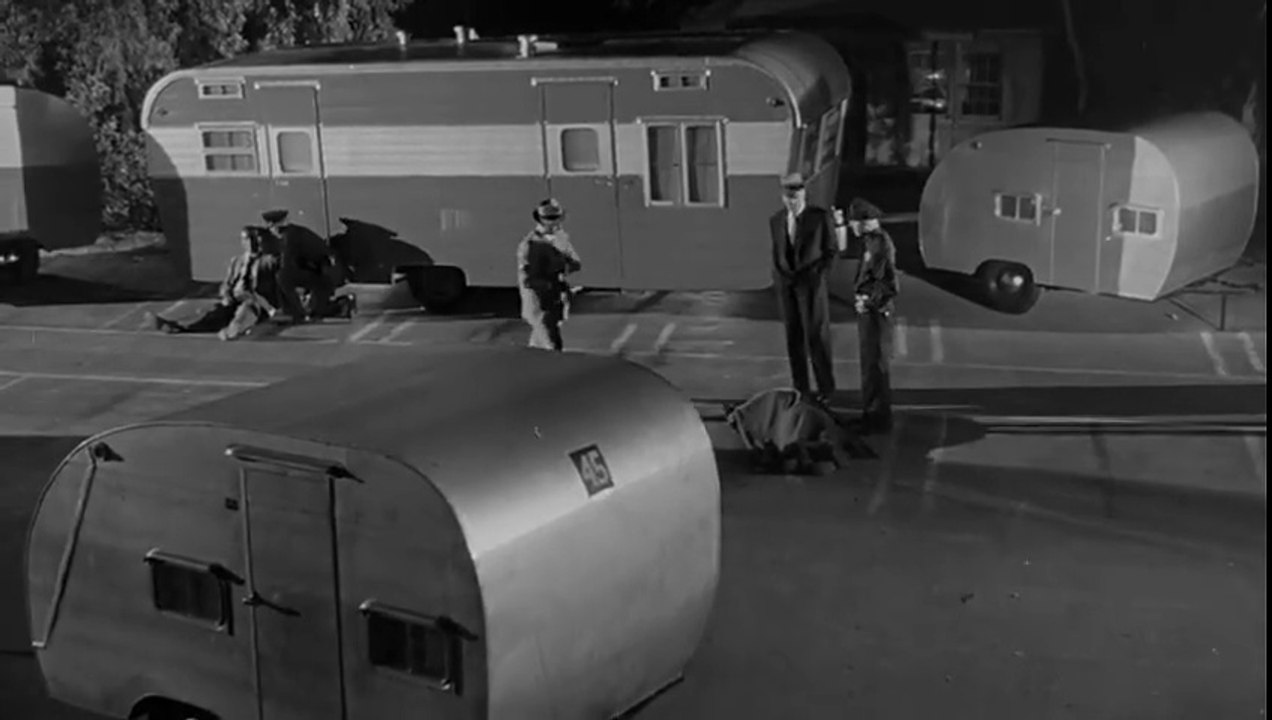 Private Hell 36 (1954) ★★★½ Crime/Film-noir (CC)
