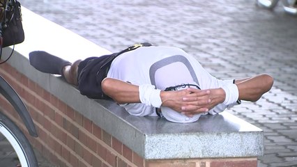 [날씨] 휴일 무더위, 서울 35℃...차츰 비, 남부 호우 비상 / YTN