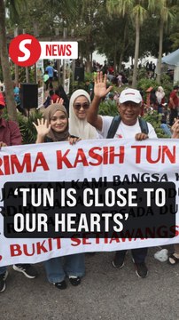 Supporters gather to celebrate Dr Mahathir’s 100th birthday