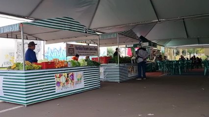 Feira do Teatro é opção para tomar um café da manhã reforçado neste domingo