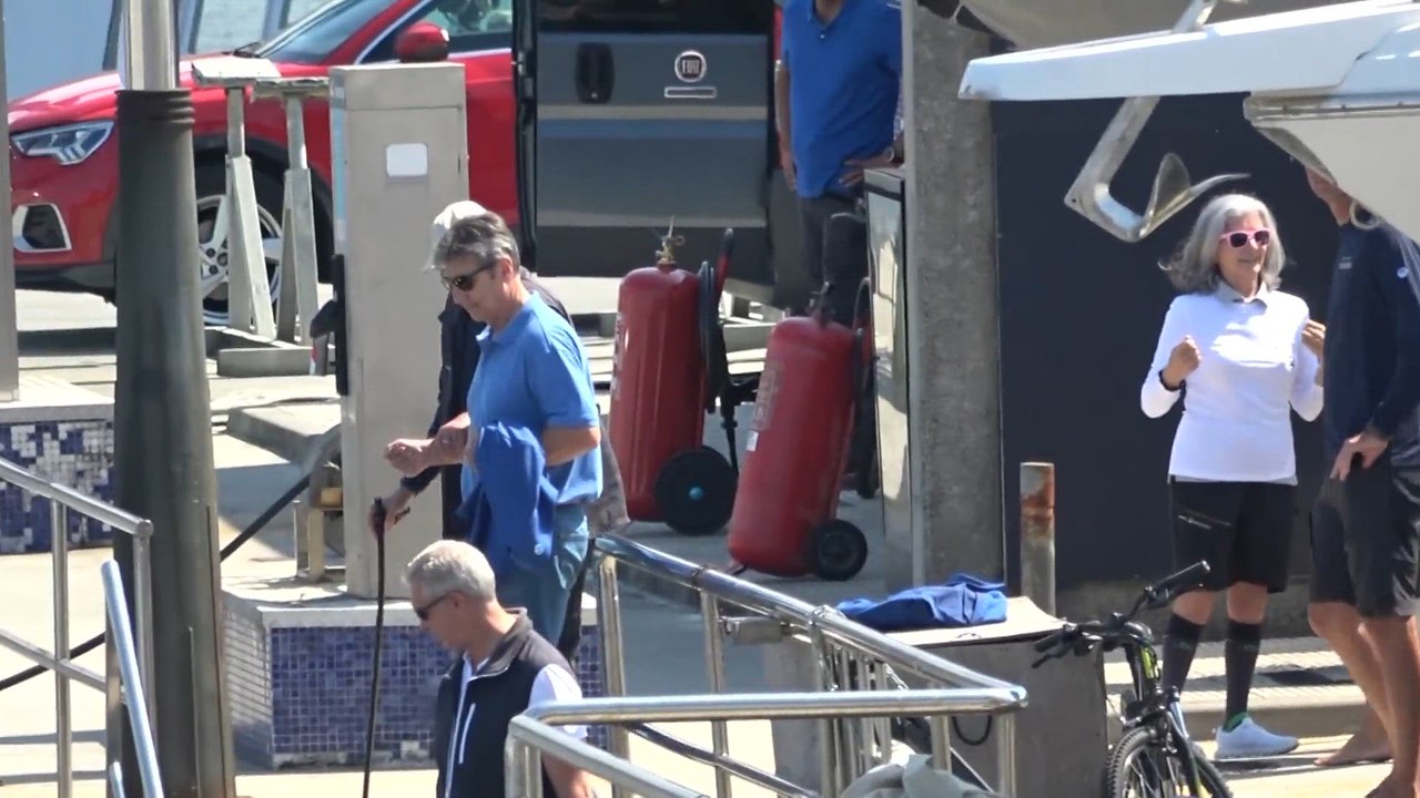 El rey Juan Carlos I disfruta de Sanxenxo con motivo de las regatas