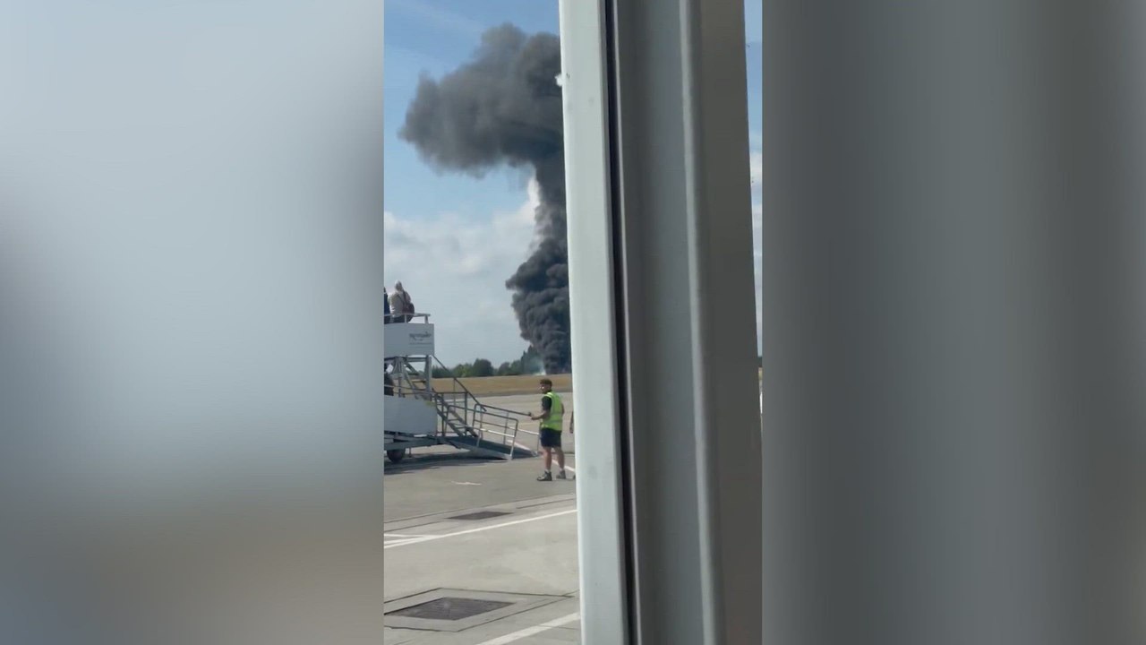 Panic in London: Plane CRASHES During Takeoff at Southend Airport