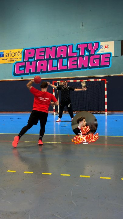 Penalty Challenge Vs @thomas_cdr6 ! 🤾🏻‍♂️💥 #handball #HandballPlayer #Hand #Challenge #Sport